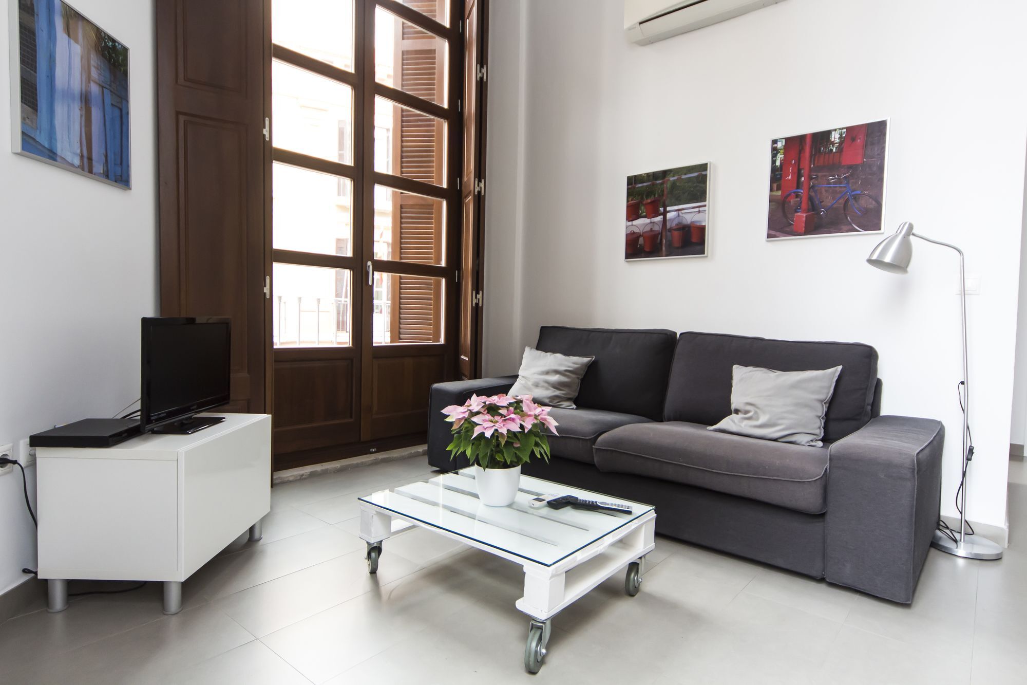 Apartamentos Malaga Picasso Екстер'єр фото